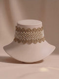 Choker Leila