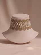 Choker Leila