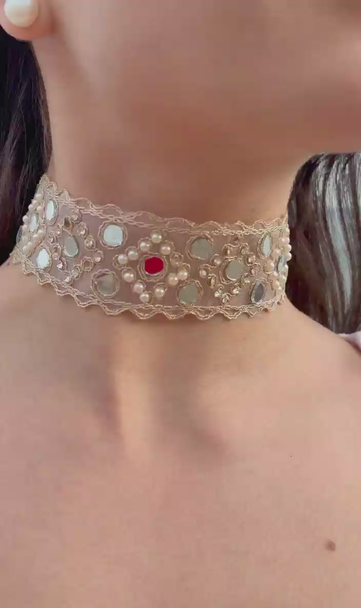 Choker Yasmin